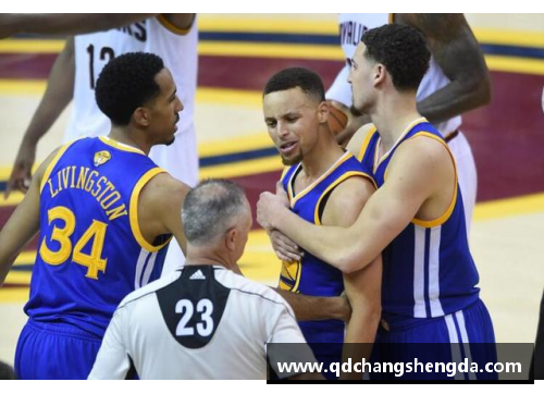 2016年的今天：总决赛G6，詹姆斯41+8+11，库里扔牙套被驱逐——激荡NBA历史的瞬间 - 副本